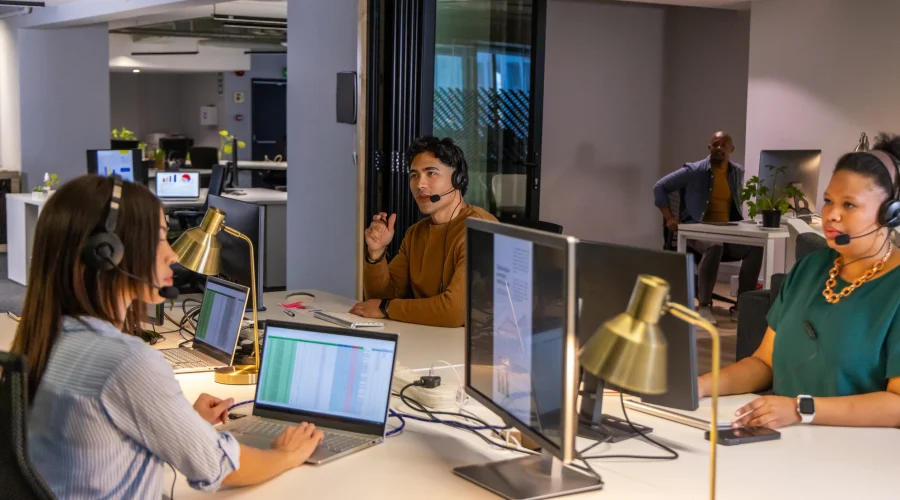 Outbound Call Center Scaling Strategies